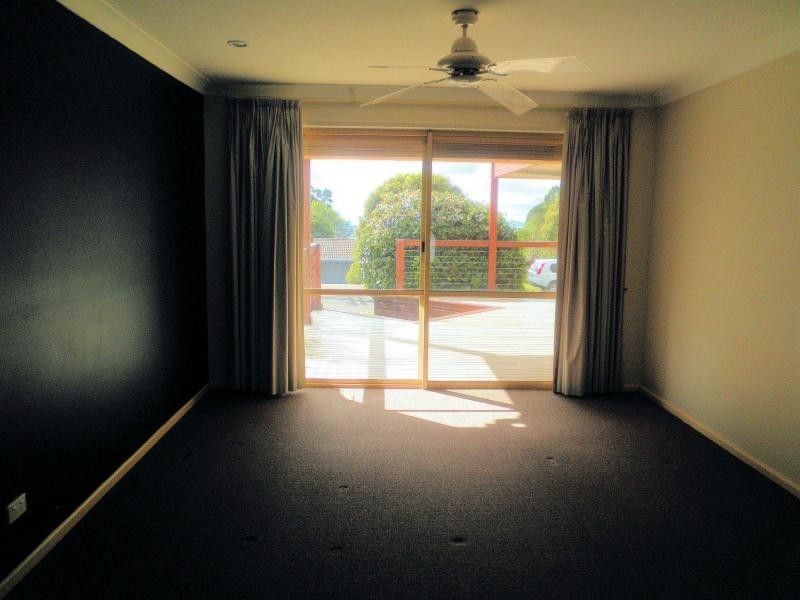 25 Rainbow Park Drive, Mapleton QLD 4560