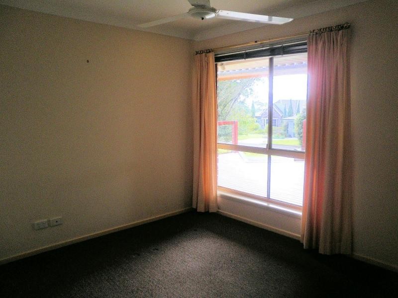 25 Rainbow Park Drive, Mapleton QLD 4560