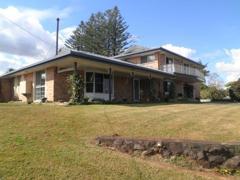 17 Warruga Street, Mapleton QLD 4560