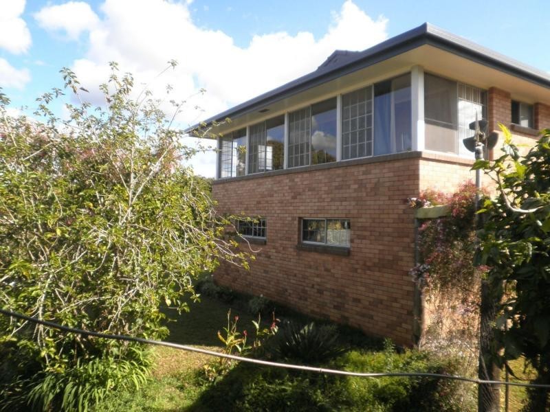 17 Warruga Street, Mapleton QLD 4560