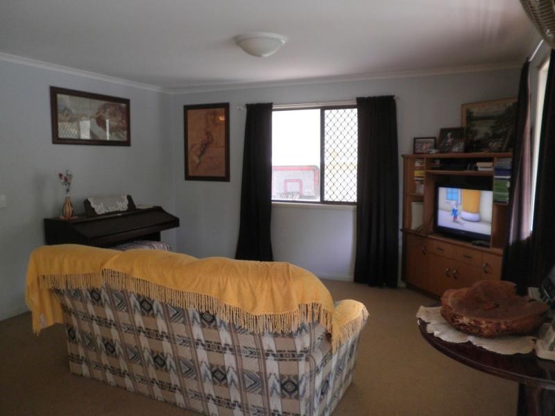 57 Post Office Road, Mapleton QLD 4560