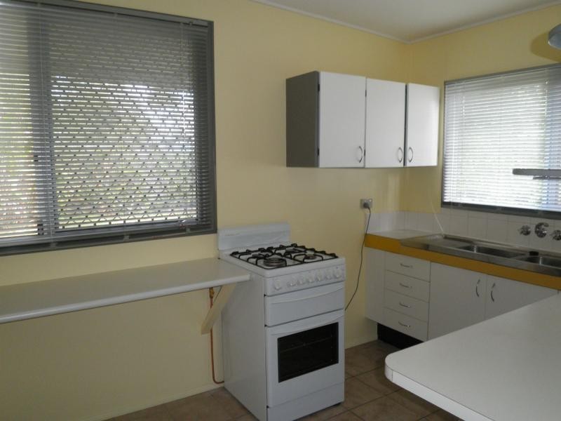 11 Tamarin Drive, Mapleton QLD 4560