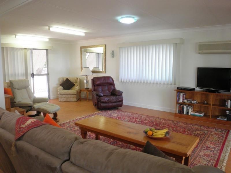 32 Post Office Road, Mapleton QLD 4560