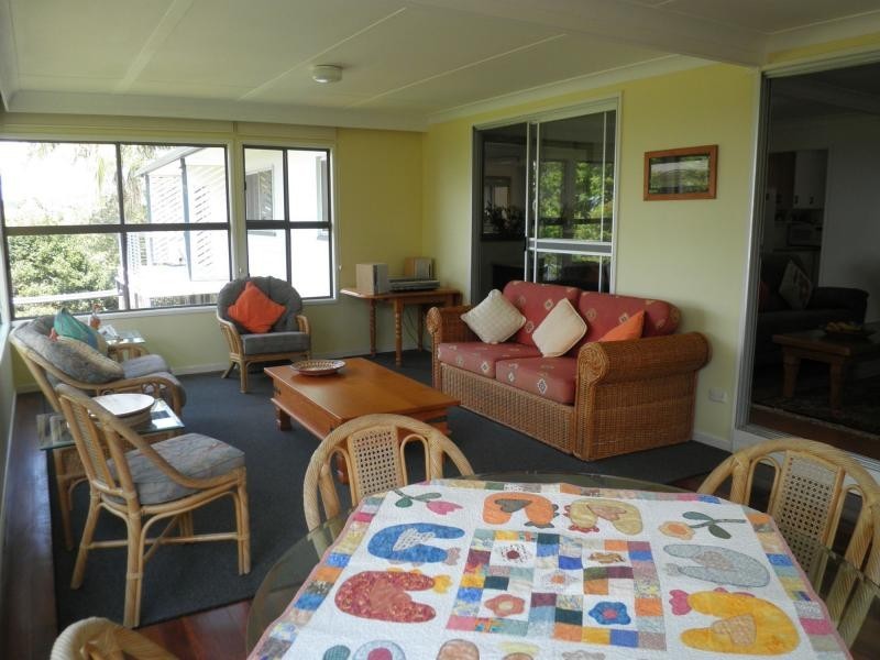 32 Post Office Road, Mapleton QLD 4560