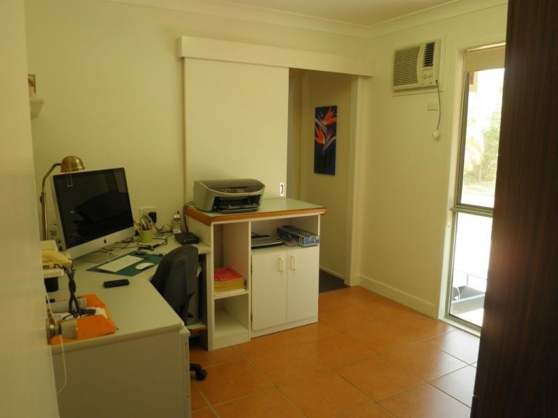 32 Post Office Road, Mapleton QLD 4560