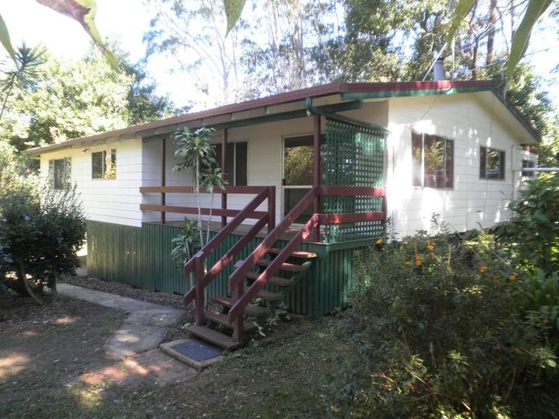 132 Flaxton Drive, Mapleton QLD 4560