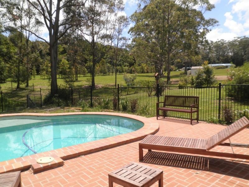 15 Meadowood Rise, Mapleton QLD 4560