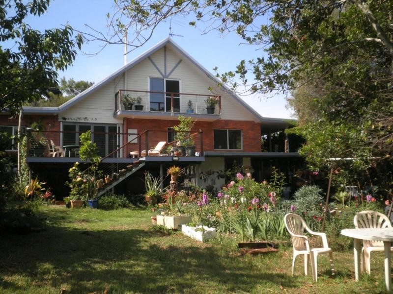 6 Warruga Street, Mapleton QLD 4560
