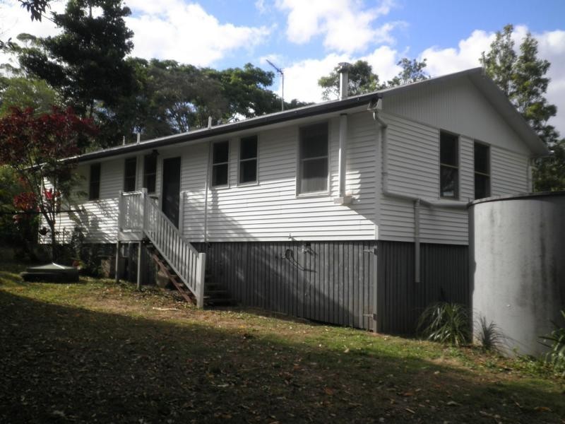 17 Karri Court, Mapleton QLD 4560