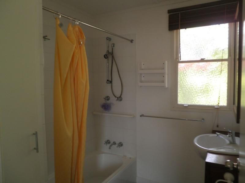 17 Karri Court, Mapleton QLD 4560