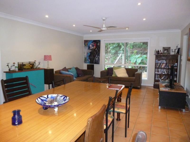 11 Azalea Street, Mapleton QLD 4560