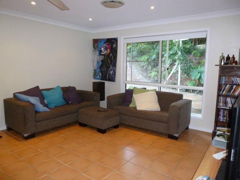 11 Azalea Street, Mapleton QLD 4560