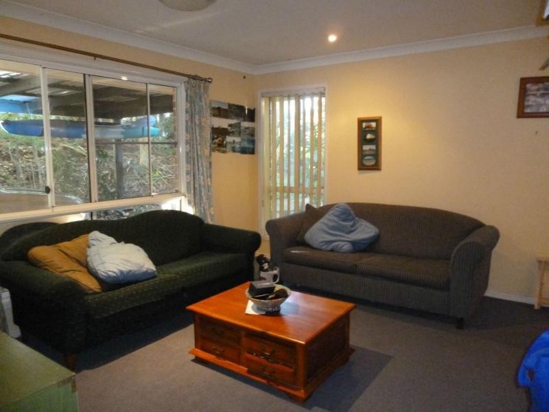 11 Azalea Street, Mapleton QLD 4560