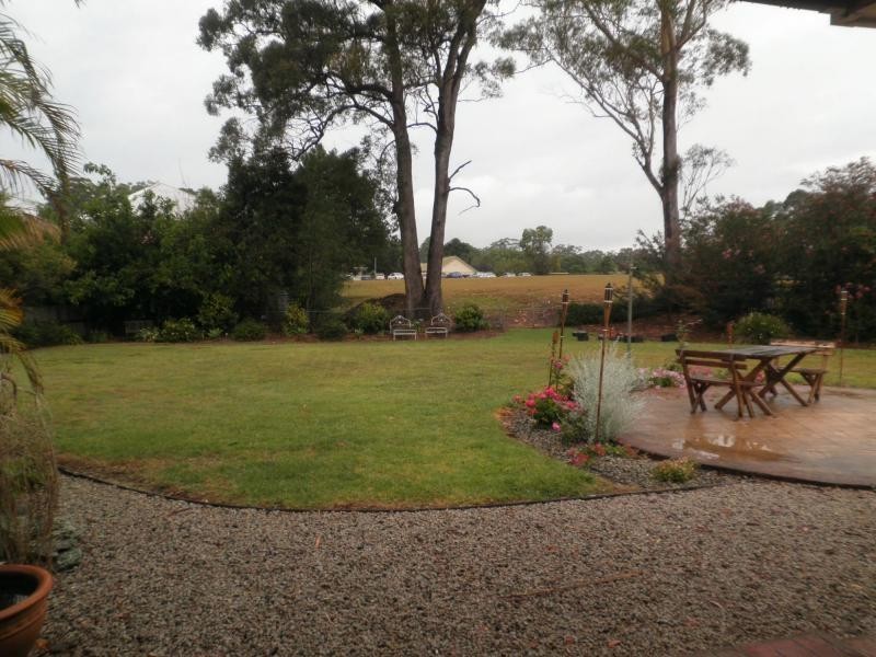 11 Azalea Street, Mapleton QLD 4560