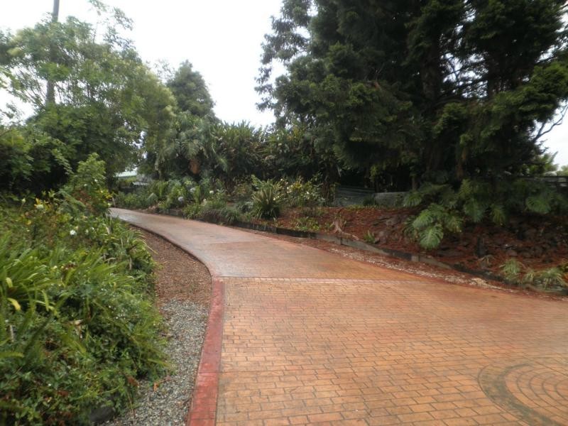 11 Azalea Street, Mapleton QLD 4560