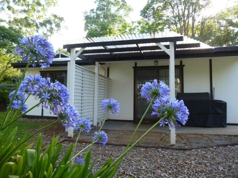 2 Karri Court, Mapleton QLD 4560