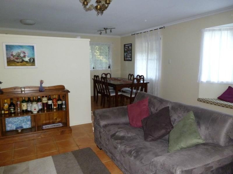 2 Karri Court, Mapleton QLD 4560