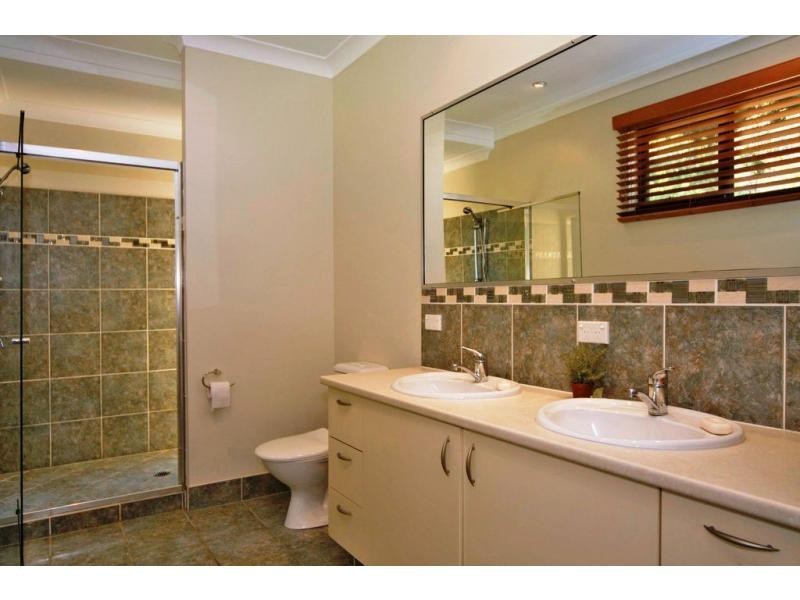 255 Flaxton Drive, Flaxton QLD 4560