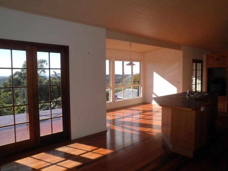 36 Crystal Street, Mapleton QLD 4560