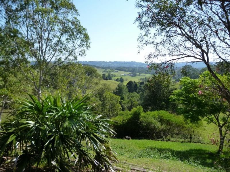 28 Thompson Road, Dulong QLD 4560