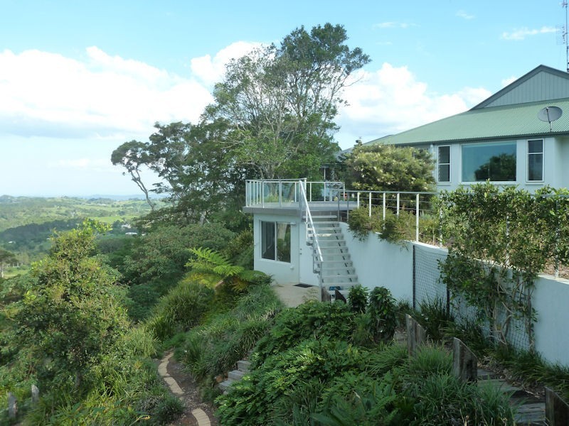 32 Rainbow Park Drive, Mapleton QLD 4560