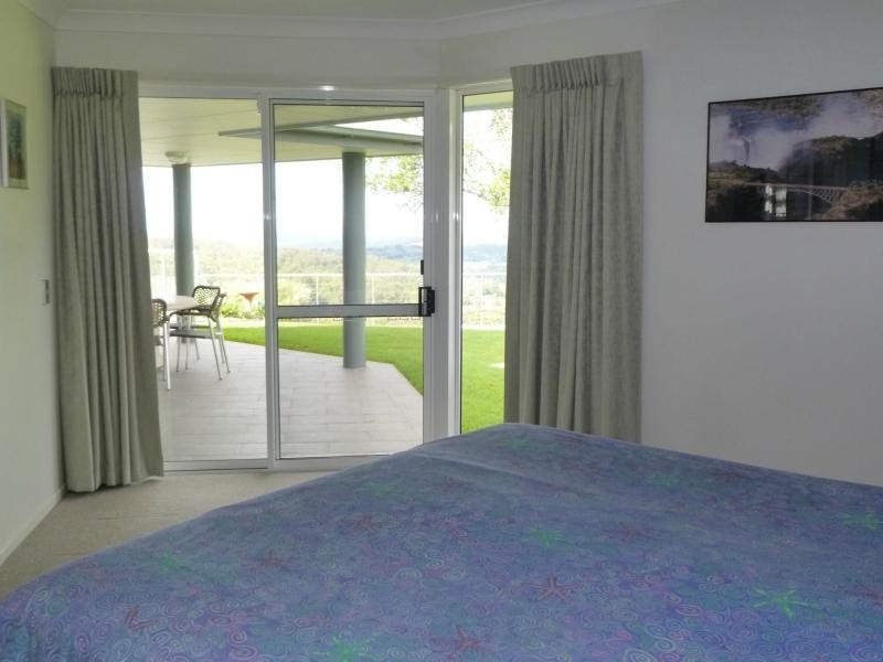 32 Rainbow Park Drive, Mapleton QLD 4560