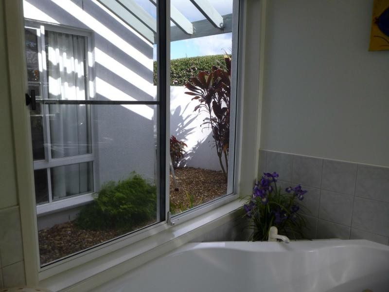 32 Rainbow Park Drive, Mapleton QLD 4560