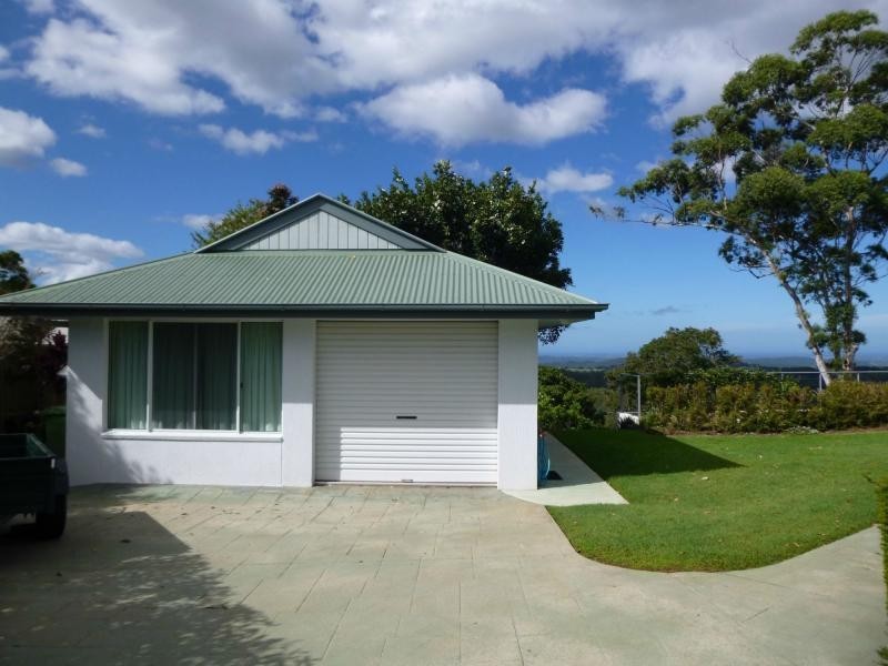 32 Rainbow Park Drive, Mapleton QLD 4560