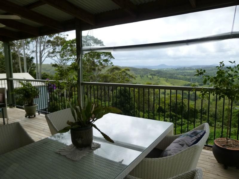 6 Lantana Lane, Mapleton QLD 4560