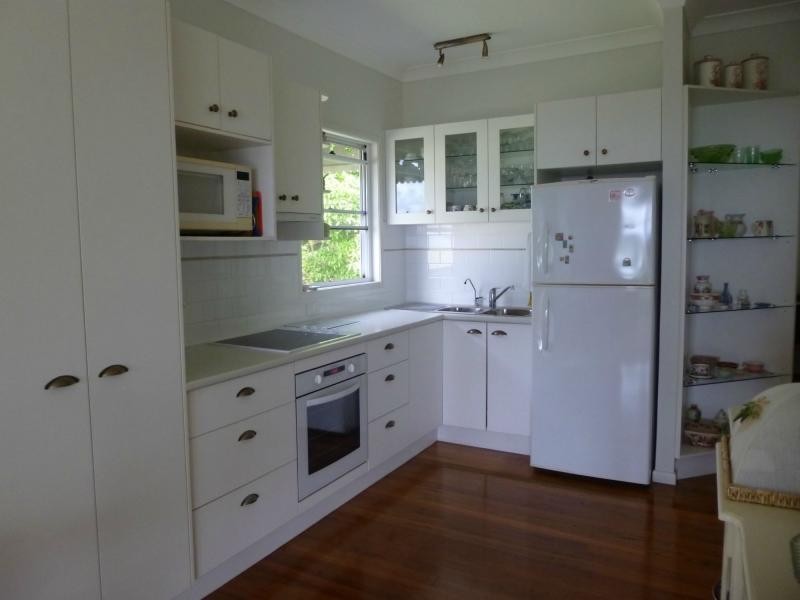 6 Lantana Lane, Mapleton QLD 4560
