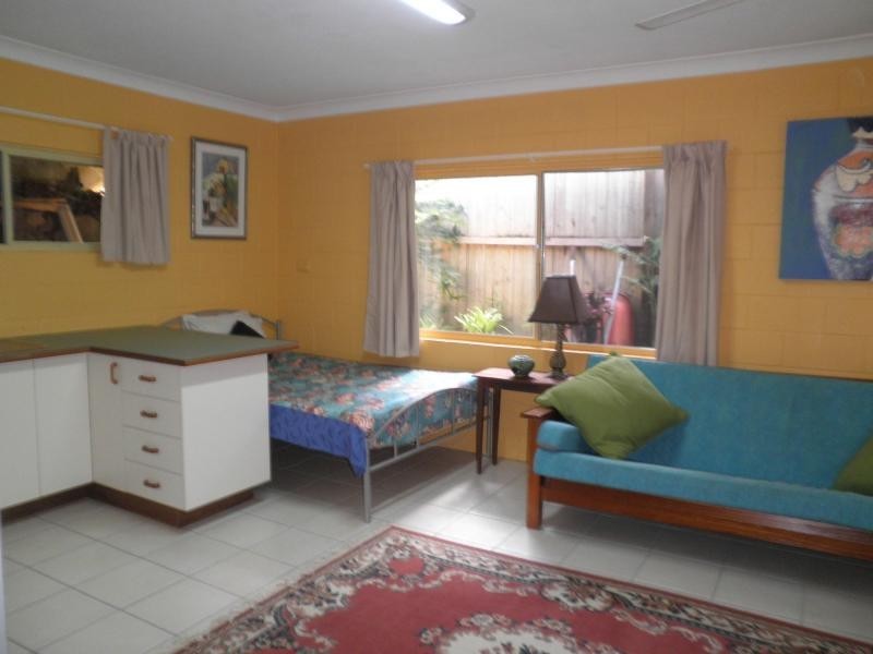 8 Post Office Road, Mapleton QLD 4560