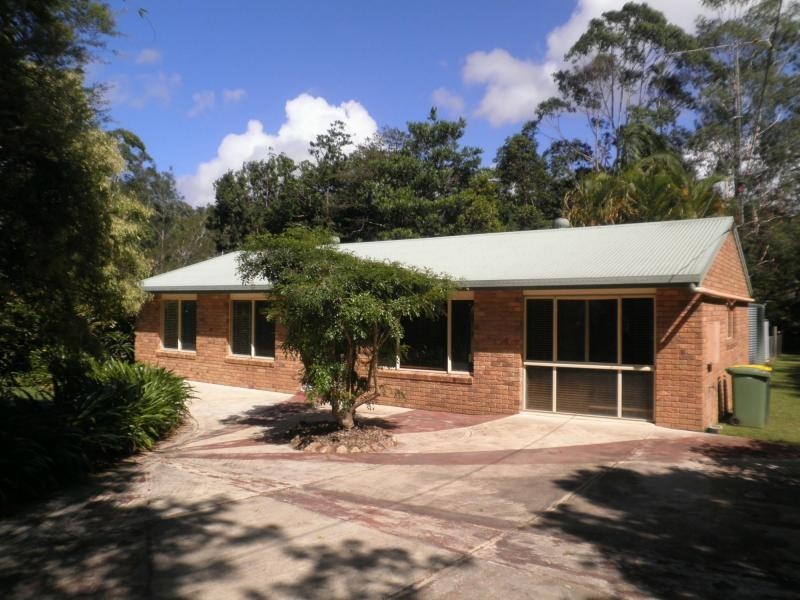 4 Tamarin Drive, Mapleton QLD 4560