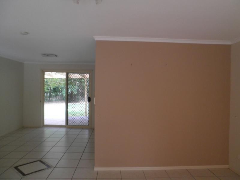 4 Tamarin Drive, Mapleton QLD 4560