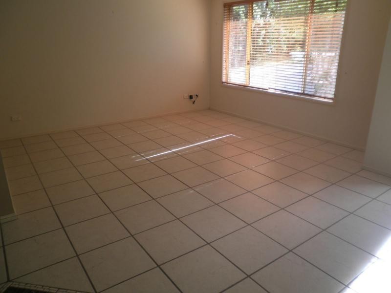 4 Tamarin Drive, Mapleton QLD 4560