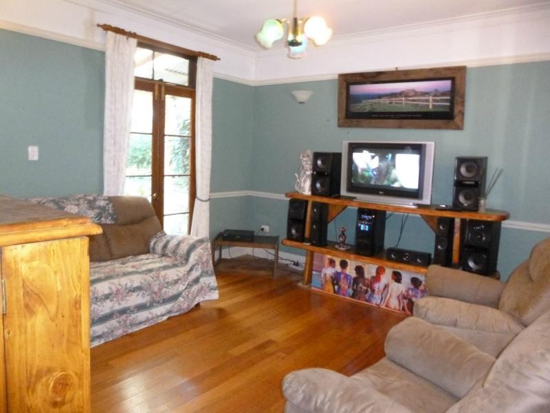 13 Toona Place, Mapleton QLD 4560