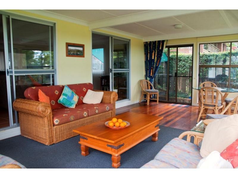 32 Post Office Road, Mapleton QLD 4560