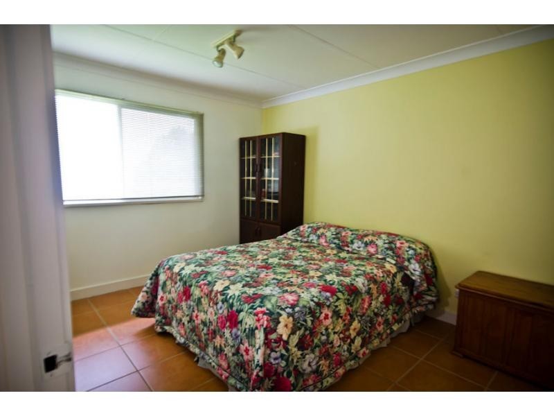 32 Post Office Road, Mapleton QLD 4560