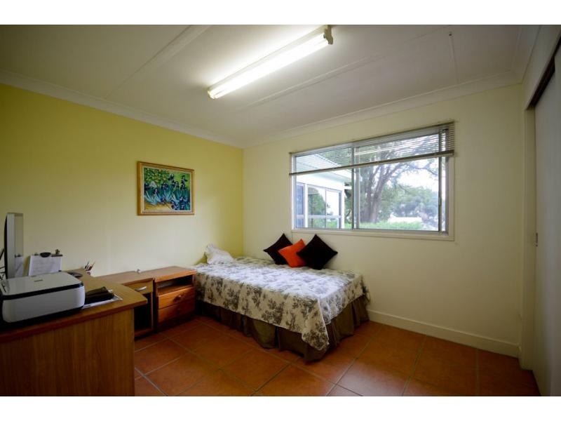 32 Post Office Road, Mapleton QLD 4560