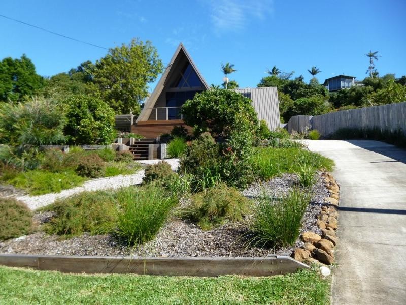19 Crystal Street, Mapleton QLD 4560