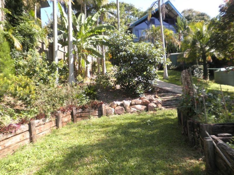 11 Crystal Street, Mapleton QLD 4560