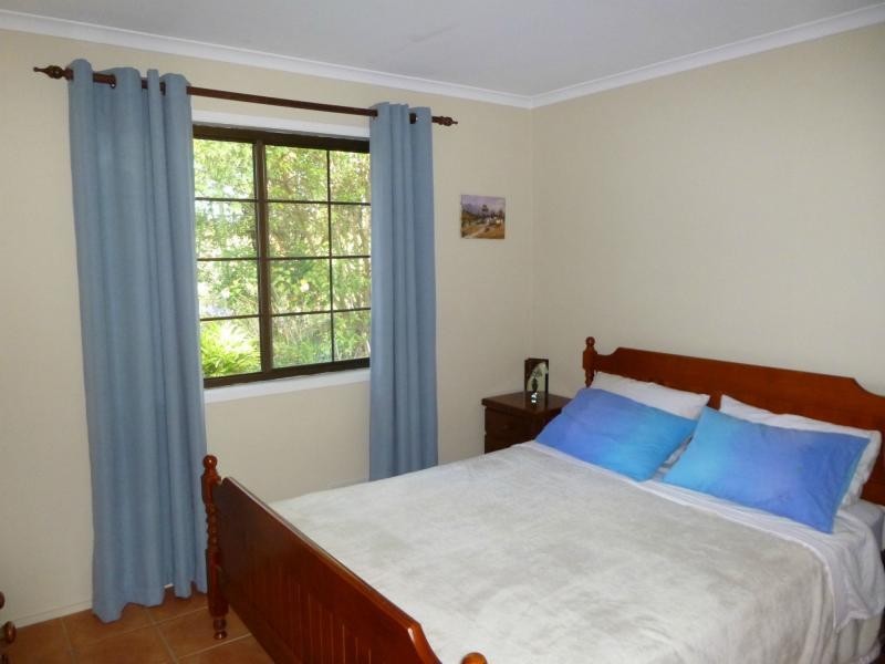 2 Karri Court, Mapleton QLD 4560