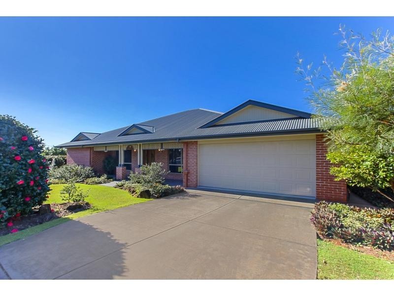 22 Kingsview Drive, Flaxton QLD 4560