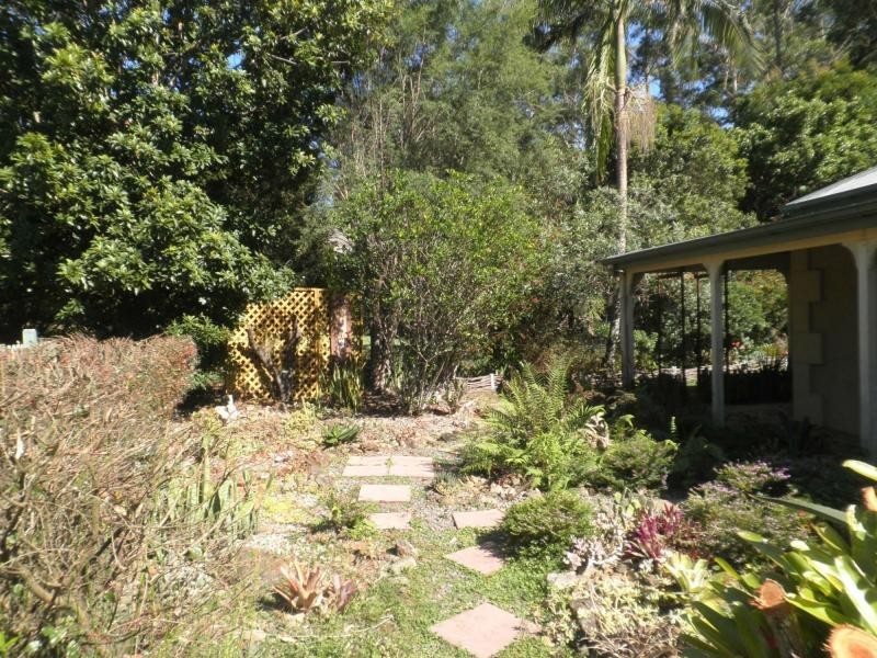 13 Toona Place, Mapleton QLD 4560
