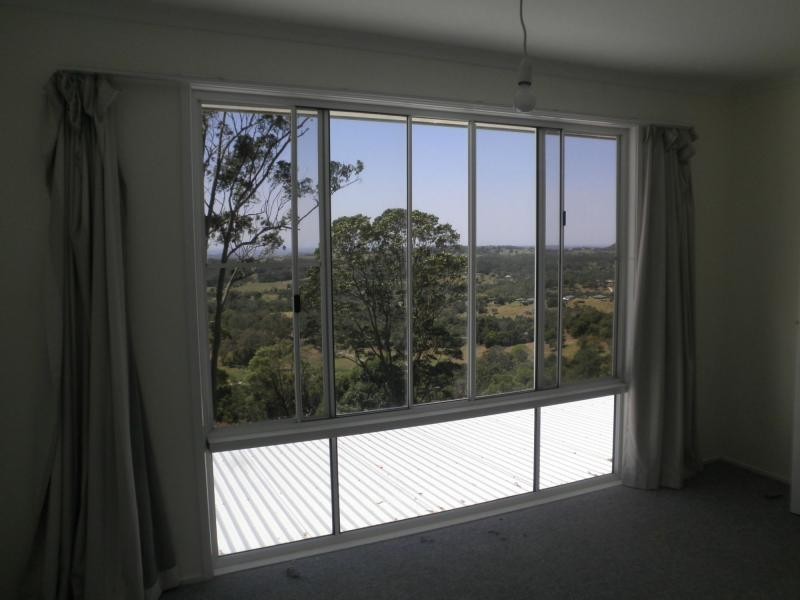 14 Lantana Lane, Mapleton QLD 4560