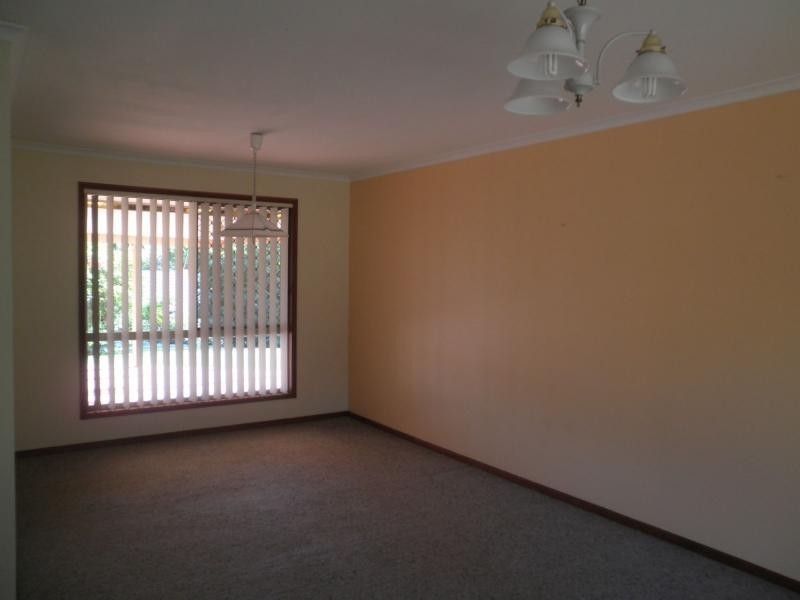 12 Warruga Street, Mapleton QLD 4560