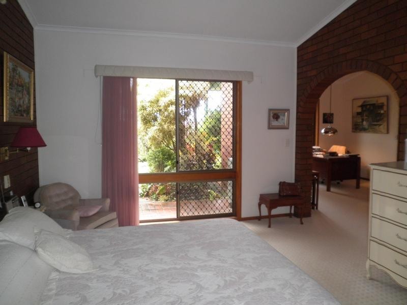 Rosemount QLD 4560