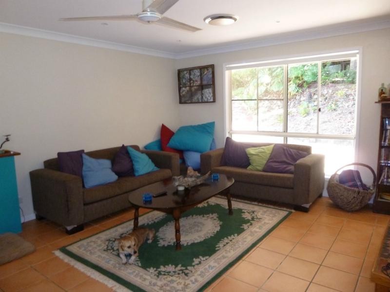 11 Azalea Street, Mapleton QLD 4560