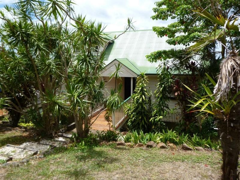 4 Maple Avenue, Mapleton QLD 4560