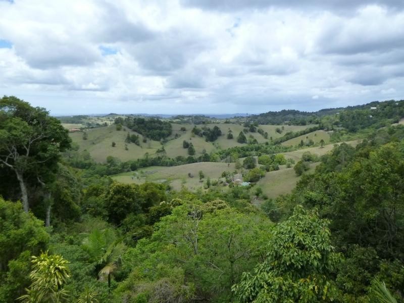 4 Maple Avenue, Mapleton QLD 4560