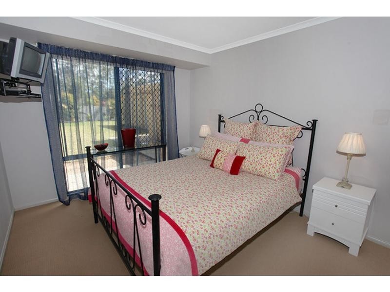 43 The Parkway Place, Mapleton QLD 4560